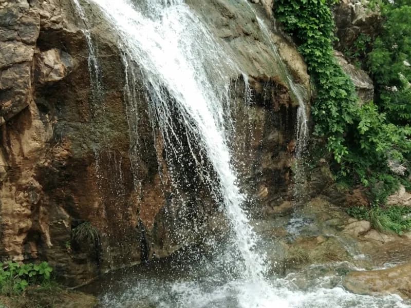 Malla Falls
