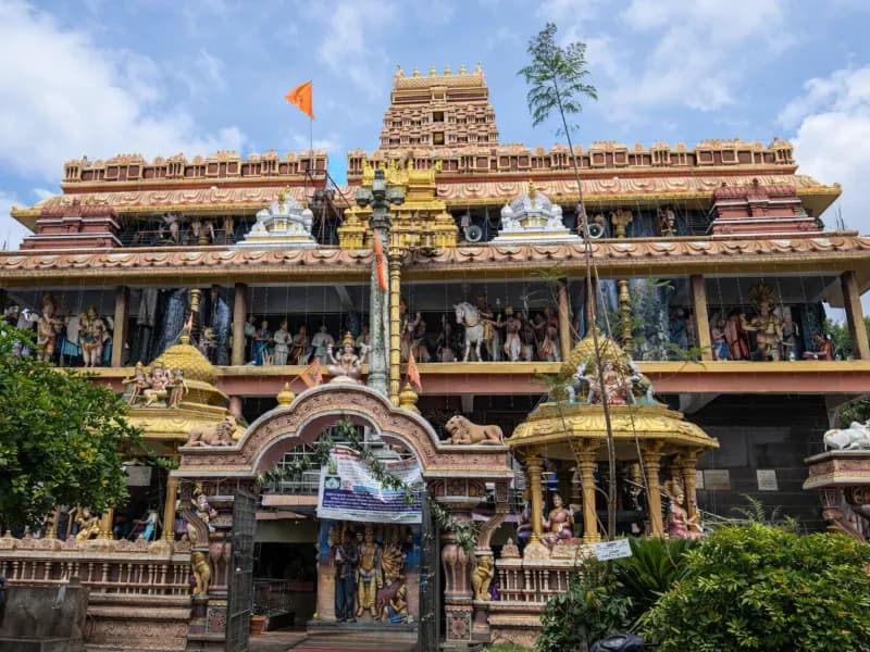 Sri Vasavi & Nagareshwara Temple